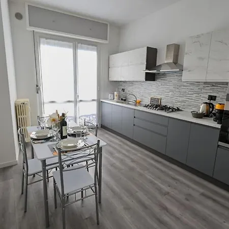 公寓 Savona 285 - A 10 Min Dal Centro Con Wi-fi E Netflix 阿斯蒂